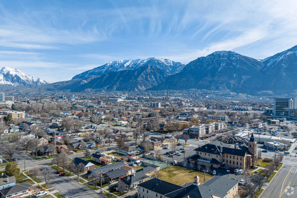 Hansen Dumpster Rentals roll-off delivery in Provo, Utah County