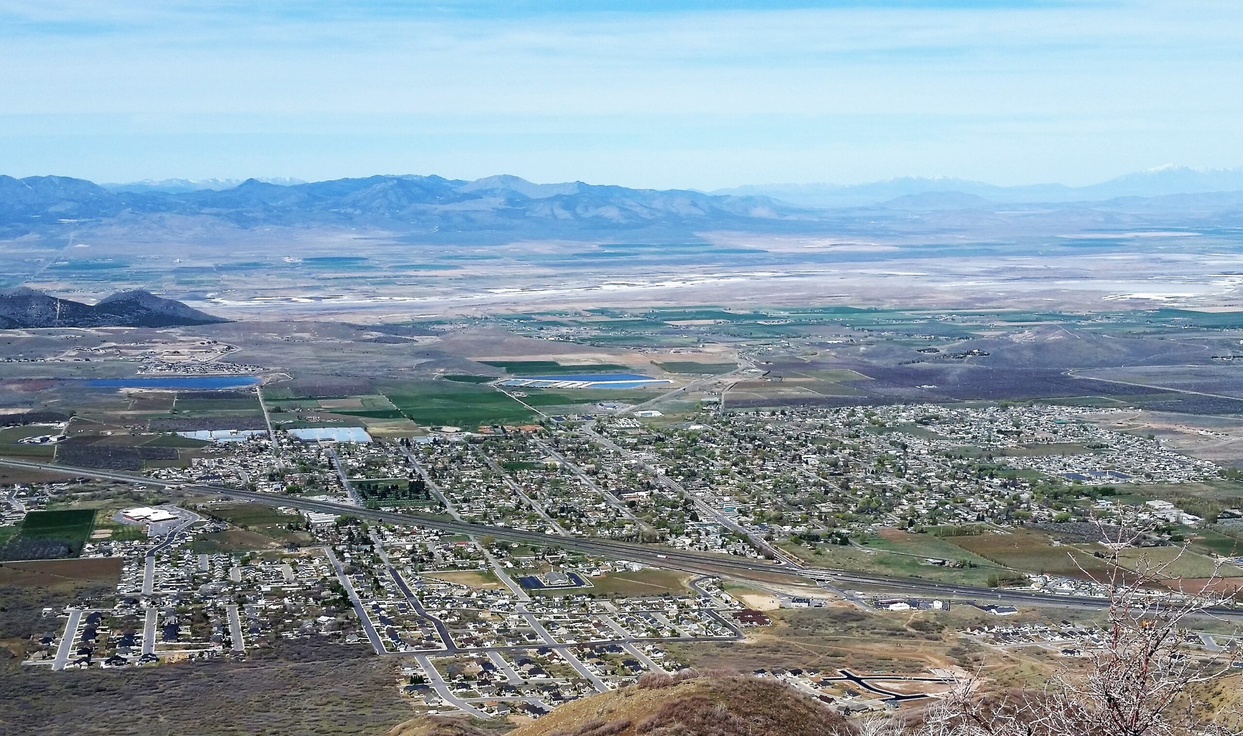 Hansen Dumpster Rentals roll-off delivery in Santaquin, Utah County